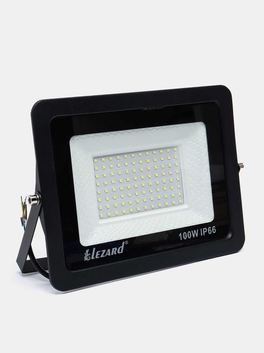 Лед прожекторы от дилера Lezard