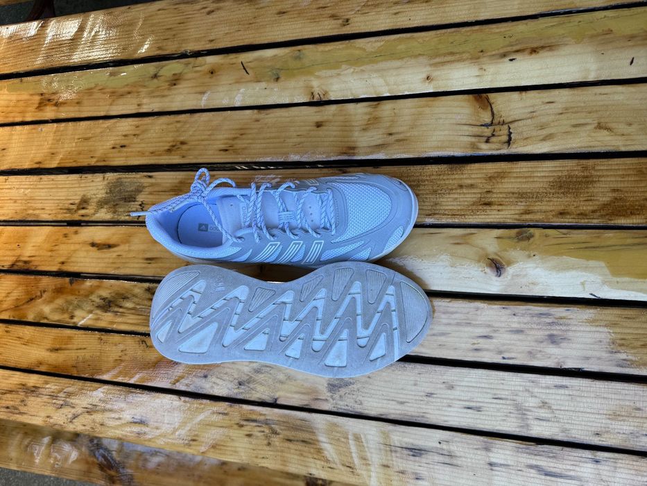 Маратонки Adidas Zero