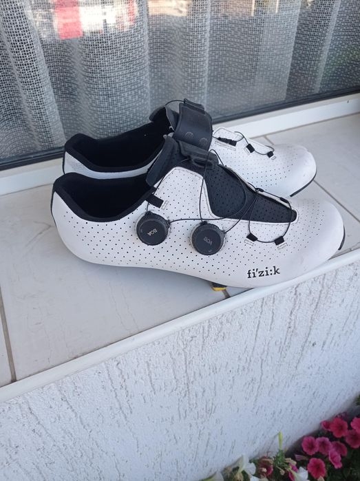 Мъжки обувки за колело