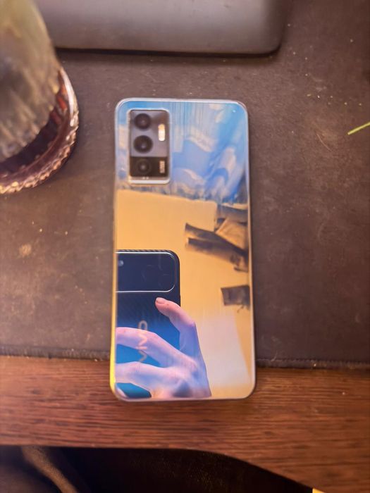 Продаю 2 телефона Vivo v23e