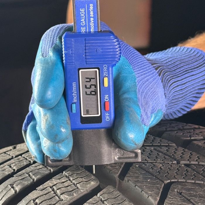 Комплект 4броя Pirelli Sottozero 3 225/45R18 95H DOT2820| Джанти 7,5Jx18H2-N ET40 A2064016200| Гуми и джанти