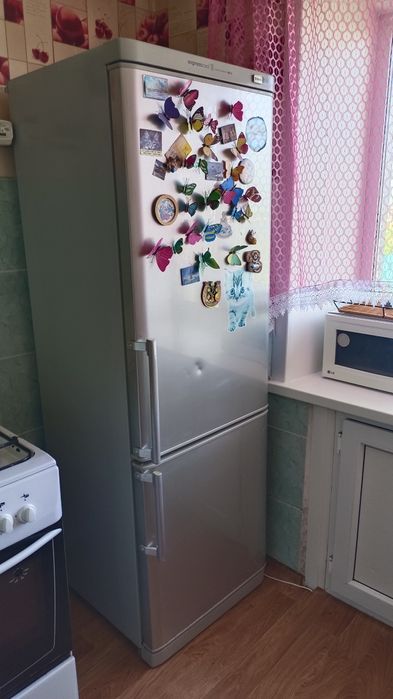 Продам холодильник