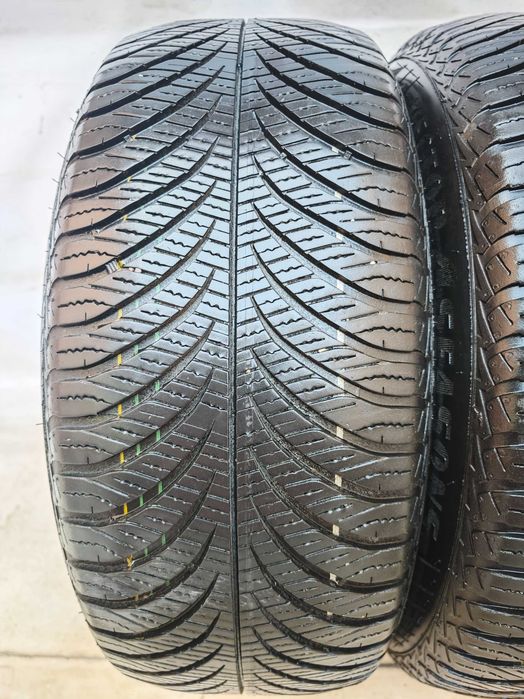 Anvelope 215/55/17 an 2022 all season M+S GOODYEAR Vector 4 Seasons fabricate in Franta