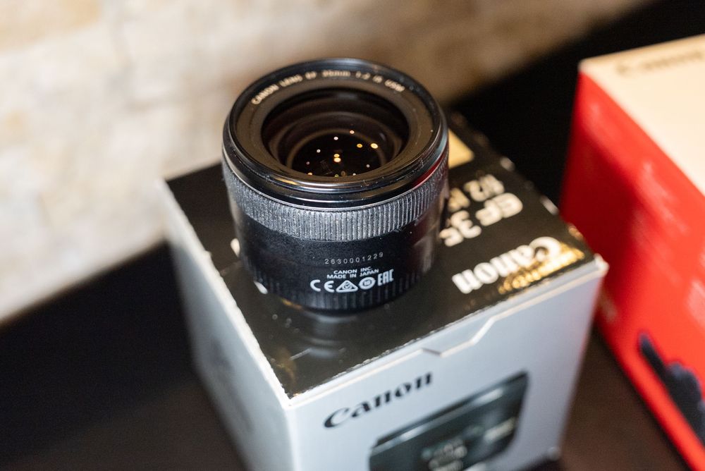 Canon 80D cu OBIECTIV 35mm f2 IS USM