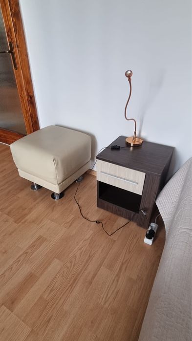 Mobilă living (2 dulapuri, comoda TV), canapea extensibilă și noptieră