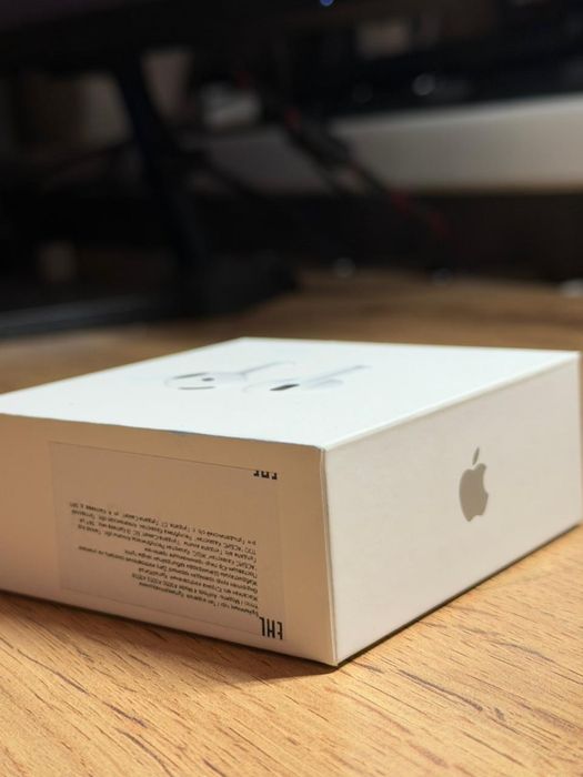 Air Pods 4 новые