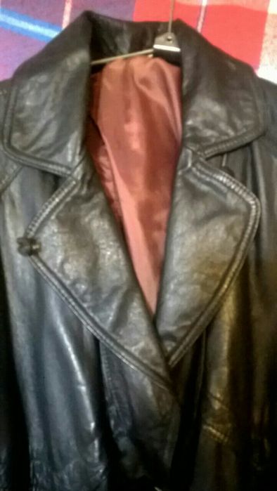 Новый  ОРИГИНАЛ.Кожаный женский плащ Турция с меховым воротником