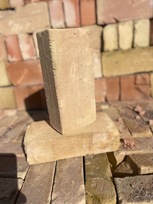 Красный кирпич жженый