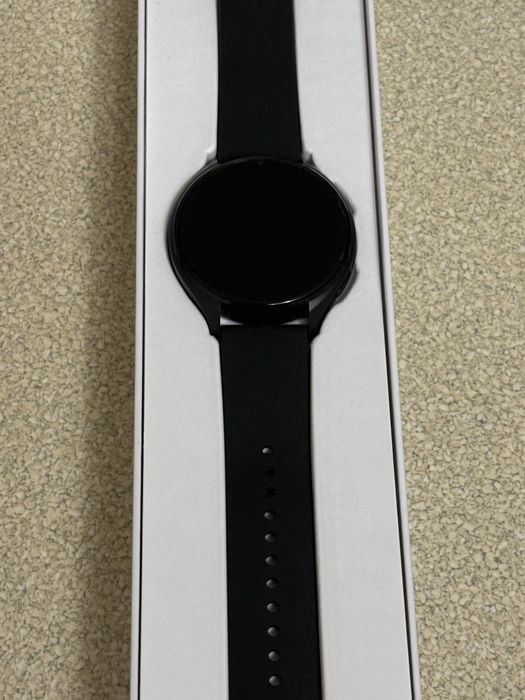 Продам часы xiaomi watch 2