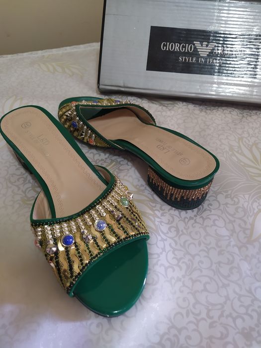 Kelinlar uchun sarpabop oyohkiyim