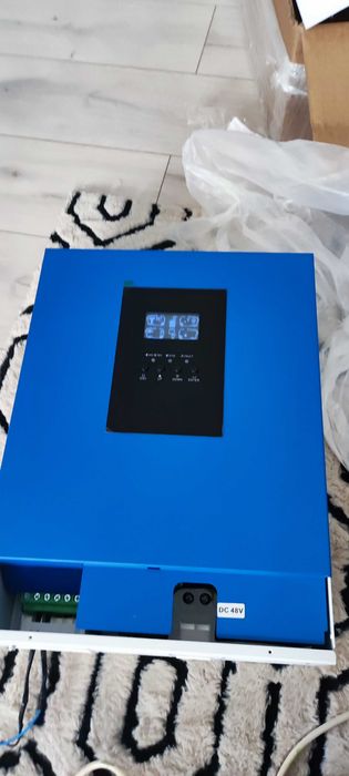 Invertor Solar Hibrid EASUN Upgrade PROTOCOL 2026 cu o singura iesire de 6KW