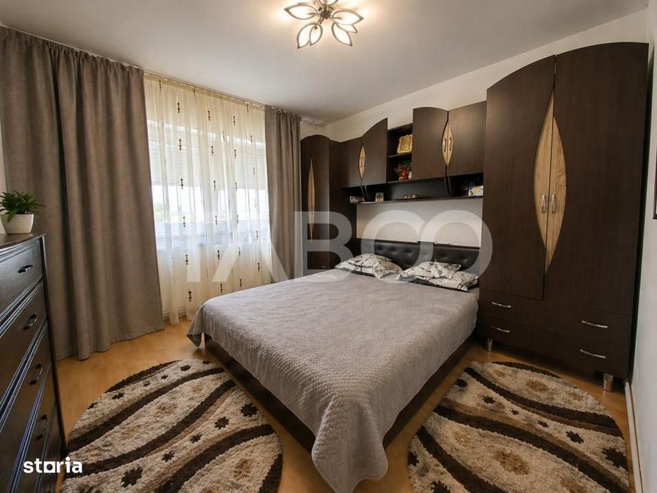 Apartament modern de vanzare 2 camere pivnita Vasile Aaron