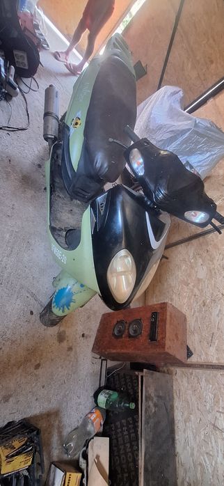 Scuter gy6 motor de 49 fara acte