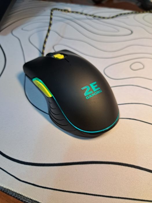 Продаётся игровая мышка