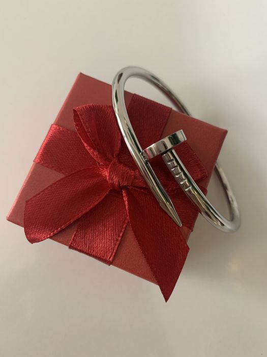 Бижута от мелицинска стомана