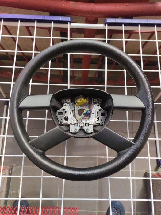 Volan VW Touran 2005 simplu in stare buna