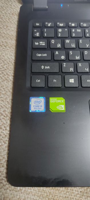 Современный офисный ноутбук