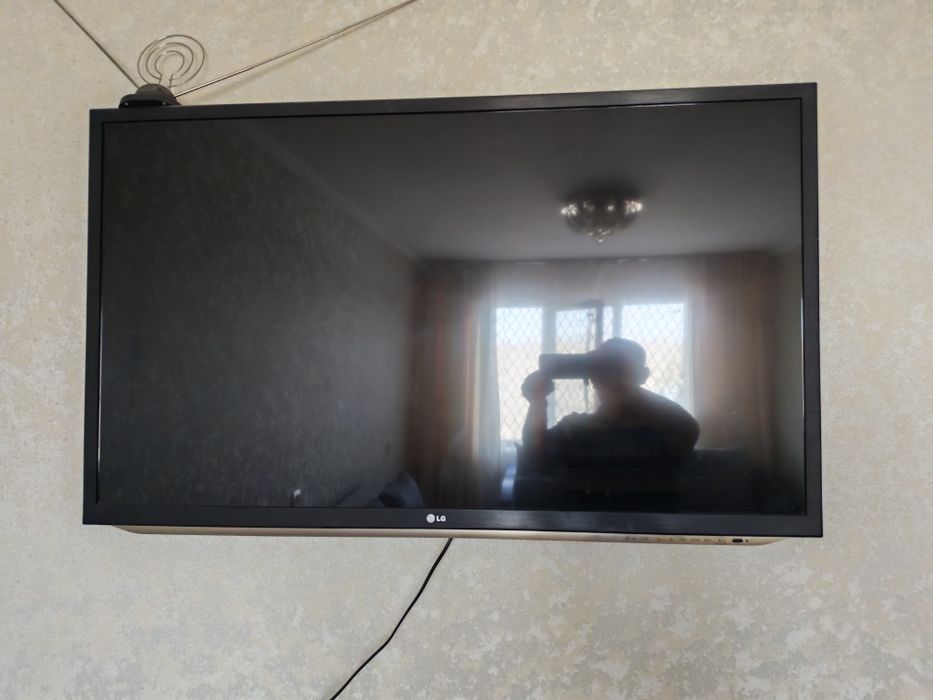 Продам телевизор