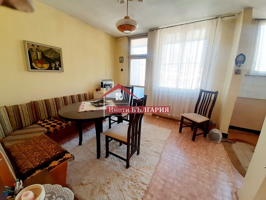 Продава се Четиристаен апартамент в Карлово - 93 кв.м за 932 €/кв.м - Снимка #3