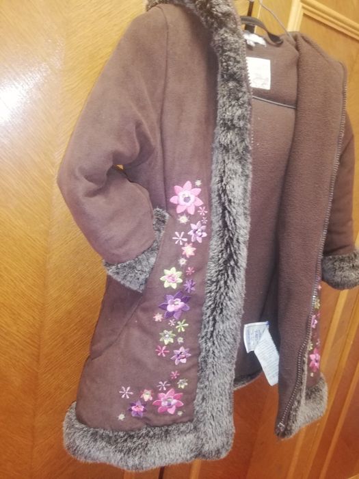 Geci fetite mov și maro