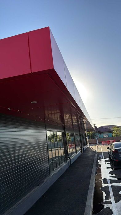 De inchiriat spatiu comercial 50 MP