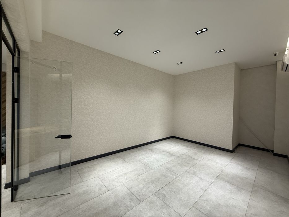 ЦЕНТР! Минор! Аренда нежилое помещение с мебелью площадь: 128 кв.м