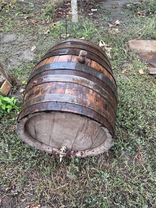 Vand butoi vin 250L si 50L