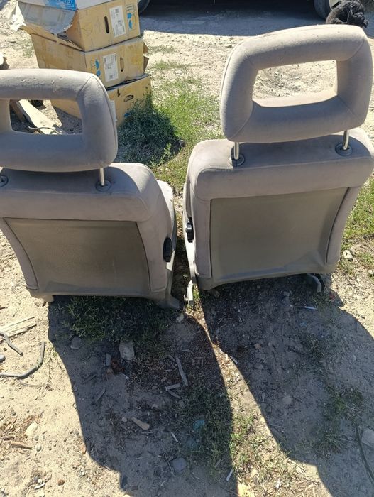 Запчасти ауди с4.