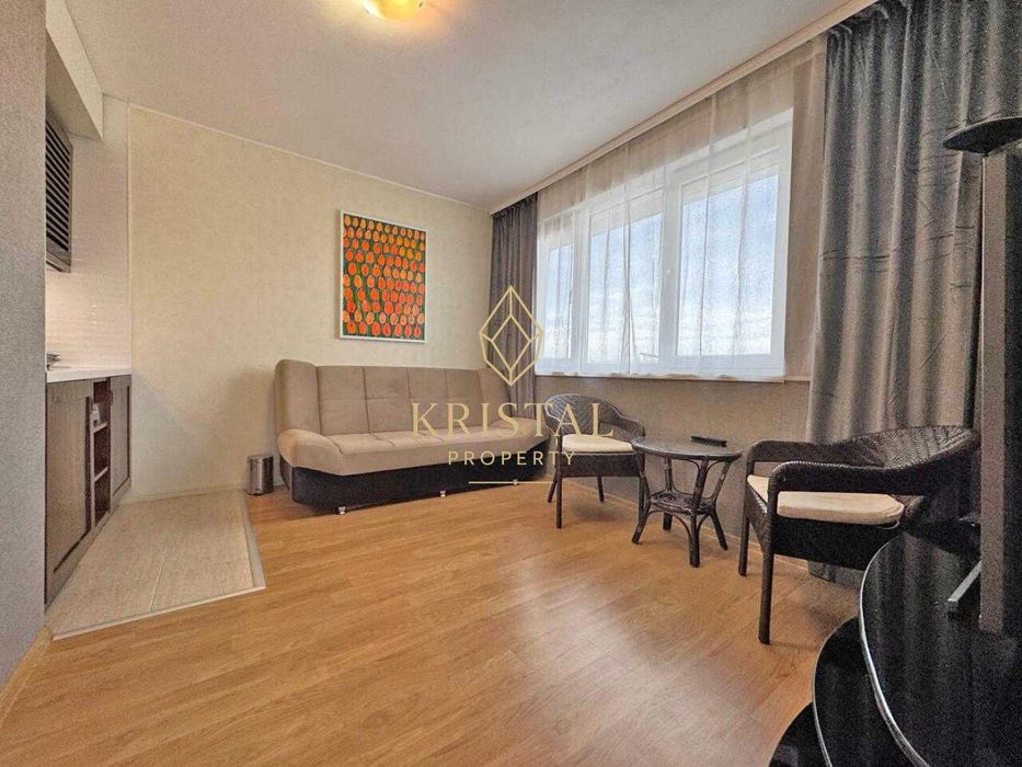 Продава се Двустаен апартамент в к.к. Слънчев бряг - 52 кв.м за 883 €/кв.м - Снимка #1
