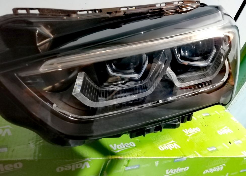 Фар Фарове за BMW X1 F48 / БМВ Х1 Ф48 FULL LED Facelift.