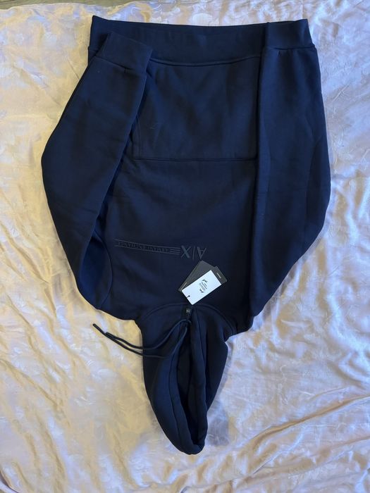 Връхно емпорио армани