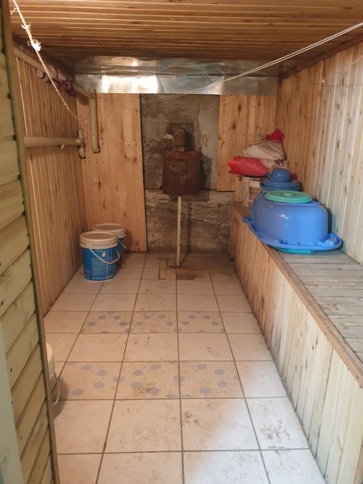 Sirdaryo shaharda 14 sothli 2 qavatli uy sotiladi