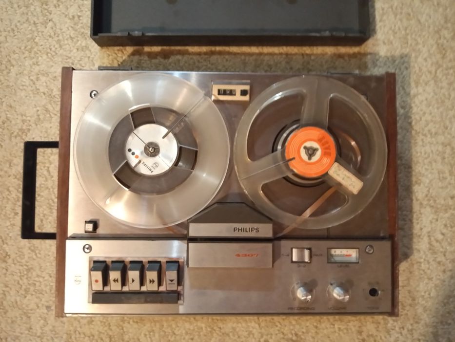 Magnetofon Philips 4307