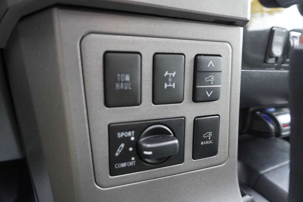 Toyota Sequoia Platinum Промоция