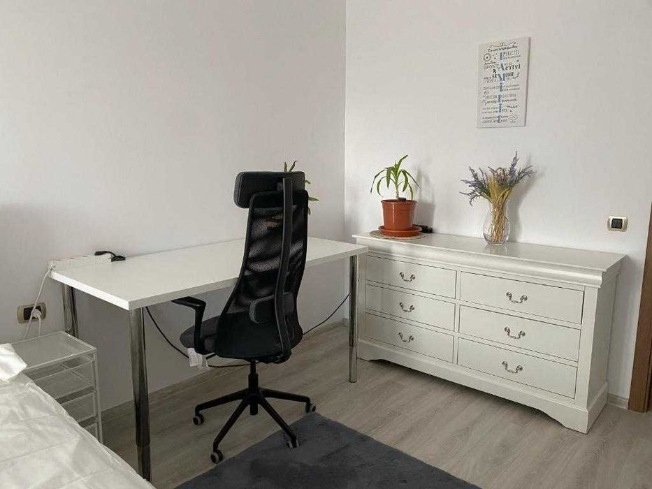 3 camere, 100m², zona Coresi, vedere munte, 2 băi, disponibil imediat