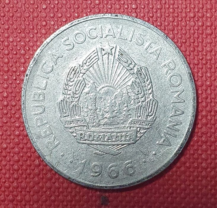 Vând Monede de 1 LEU din 1966 (3 bucăți = 300 Roni)