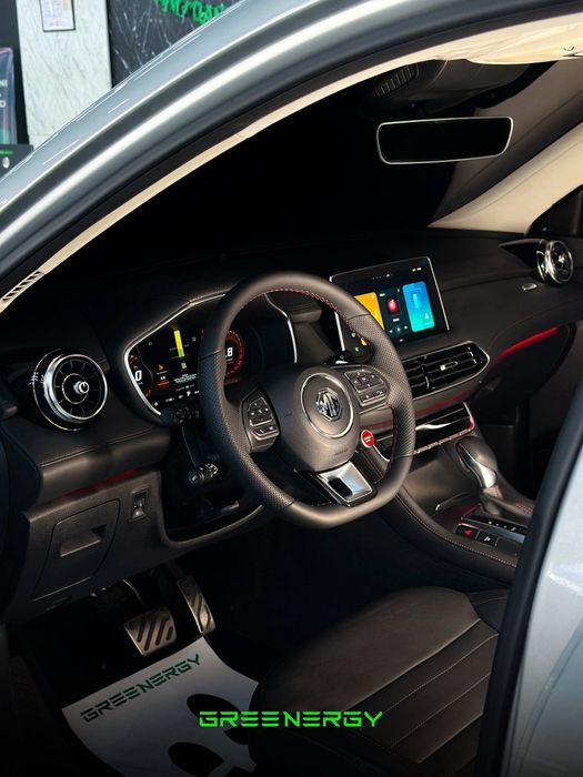 MG HS / Trophy 300 TGI