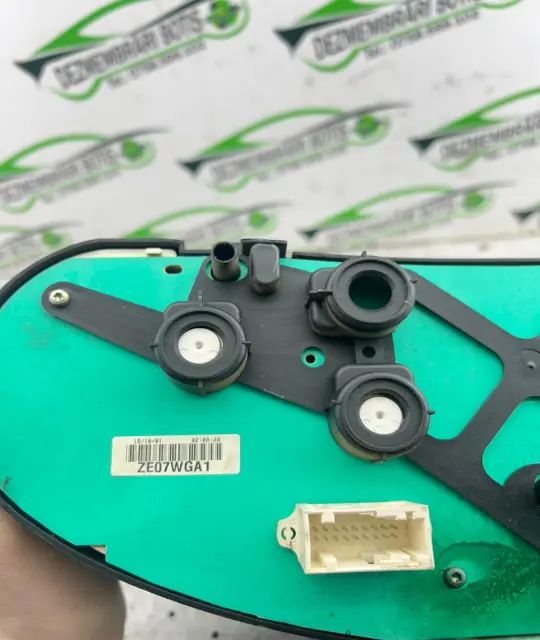 Ceasuri bord 5550003000 5550003000 Peugeot 206 1998 1.1 MT (60 hp)