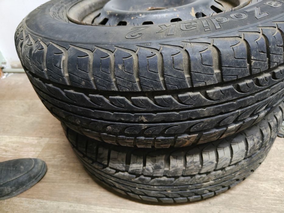Продаю Шины 4 штуки