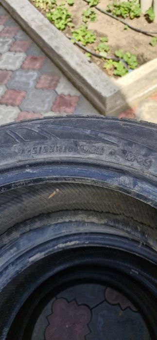 Продам Шины не комплект, бу
