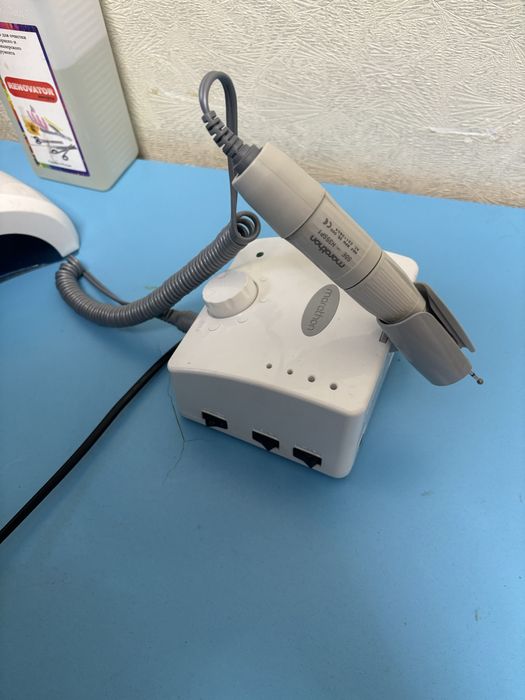 Продам все для маникюра