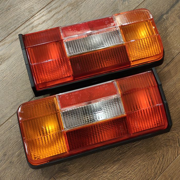 Решетка радиатора оригинал