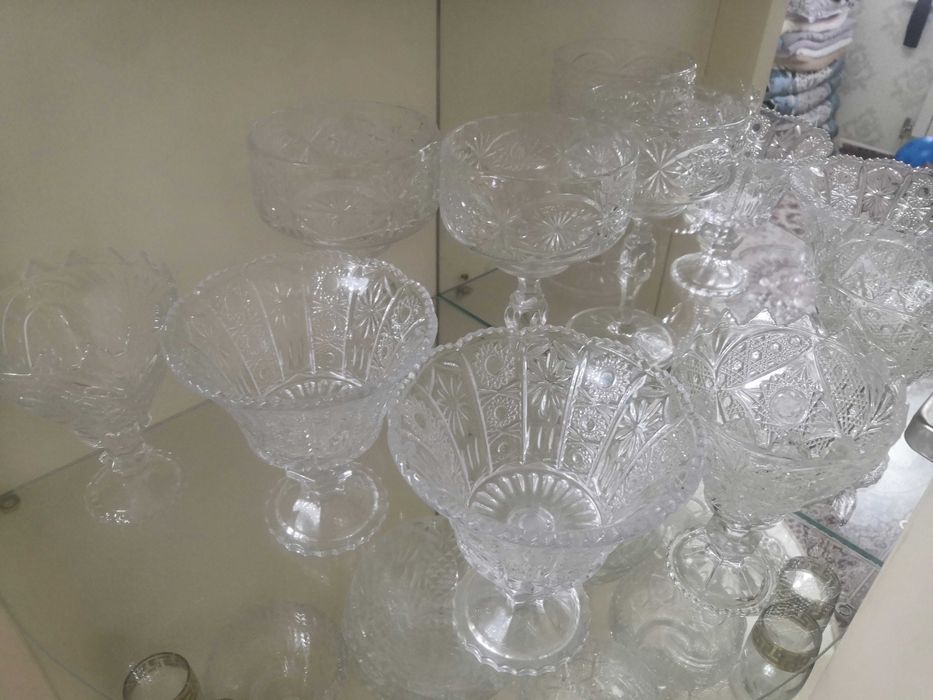 Продам бокалы для шампанского рюмки