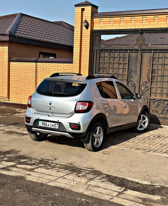 Renault Sandero/2018г/Автомат/Stepway