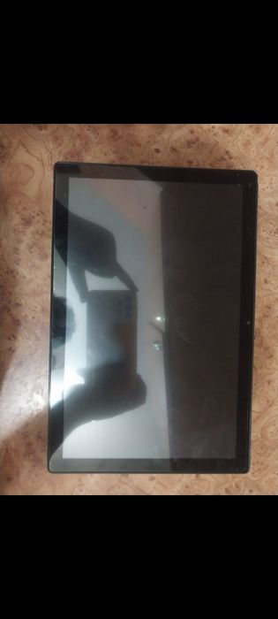 Продам планшет срочно