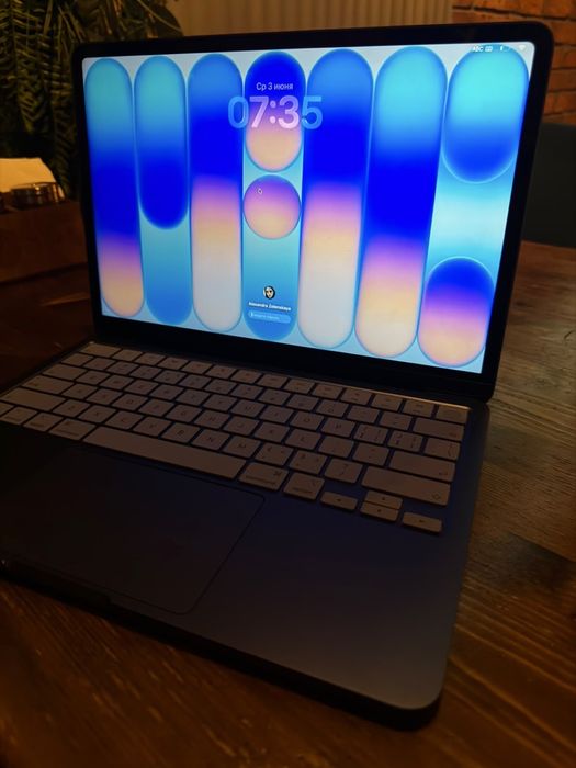 Apple Macbook Neo  A18pro