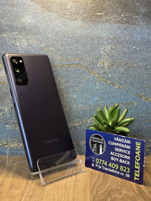 Samsung galaxy s20 fe/128gb/2 Ani Garantie Centrul de Telefoane/rate