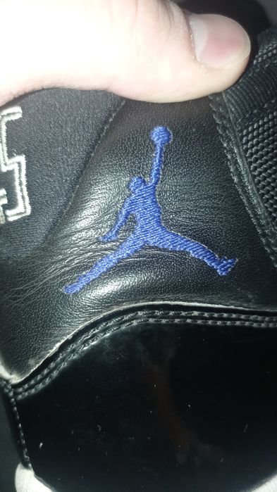 Air Jordan 11 "Space Jam"