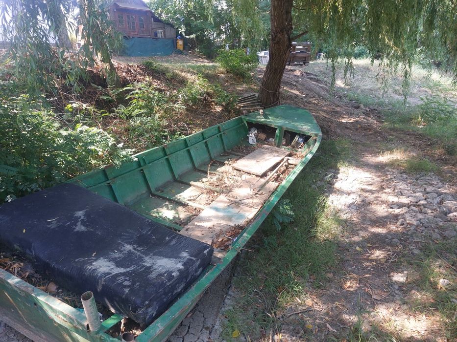 Barcă de tablă de vănzare