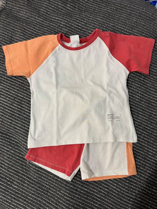 Набор детской одежды